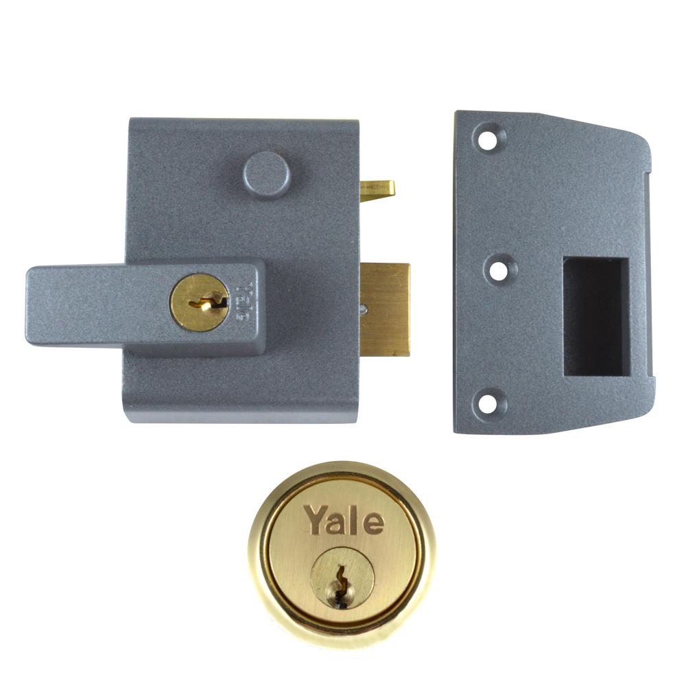 YALE Nightlatch