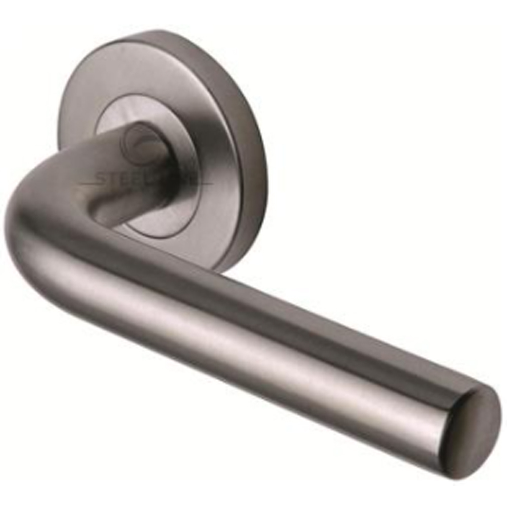 19mm tubular lever door handle on round rose, polished stainless steel. Wooden Door Handles