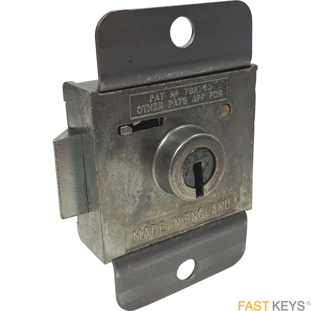 Lowe and Fletcher 2303-0100 locker lock with spring bolt, keyed to ZA series, with 6.5mm nozzle leng